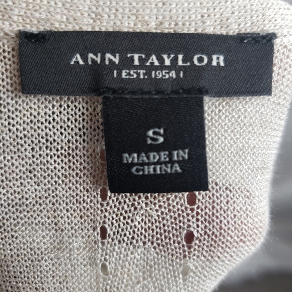 Ann Taylor Beige 3/4 Length Sleeve Wrap Tie Around Ballet core Shirt Sz S - Picture 7 of 7